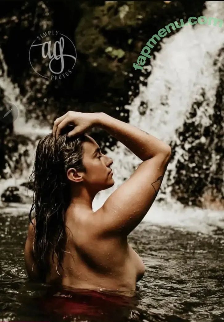 Clara Gomez nude photo #0094 (Claraatwork / claragomezz)