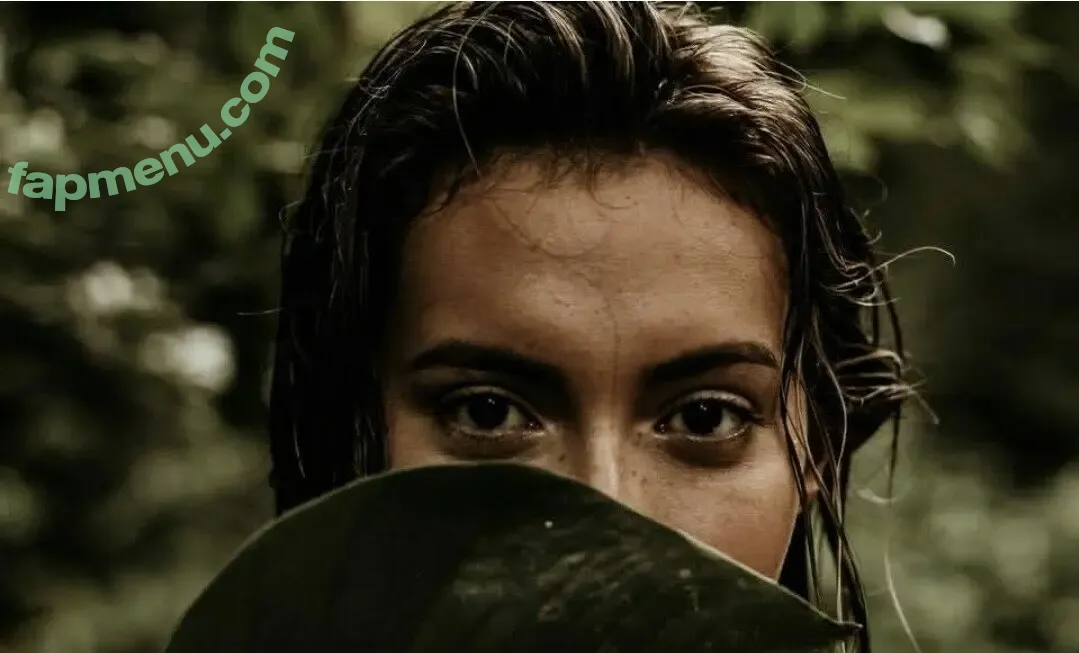 Clara Gomez nude photo #0100 (Claraatwork / claragomezz)