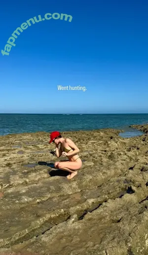 Clara McGregor / claramcgregor nude photo #0077