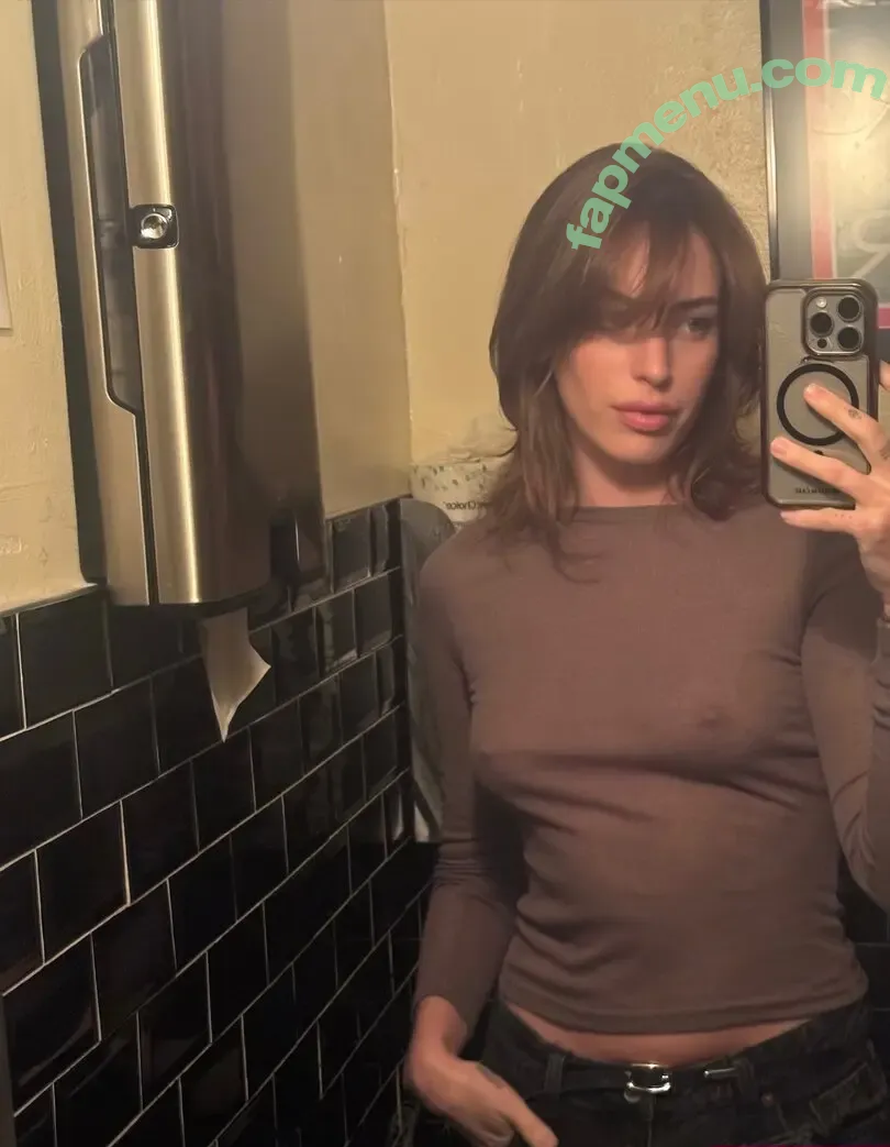 Clara McGregor nude photo #0072 (claramcgregor)