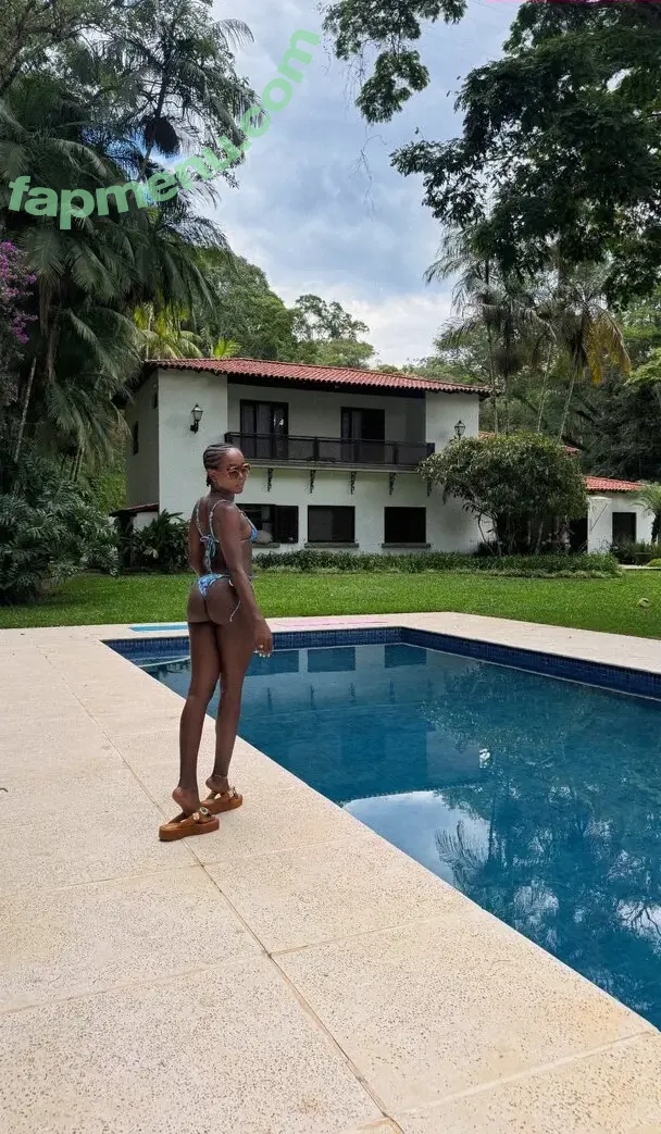 Clara Moneke nude photo #0030 (claramoneke)