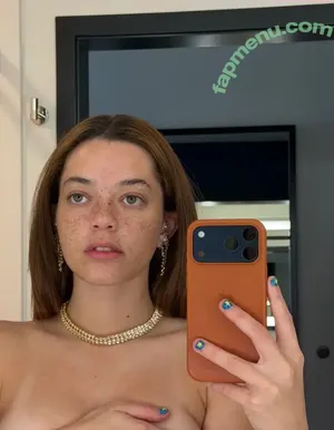 clara.west / clara_west nude photo #0202