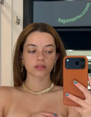 clara.west / clara_west nude photo #0203