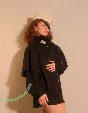 clara.west / clara_west nude photo #0208