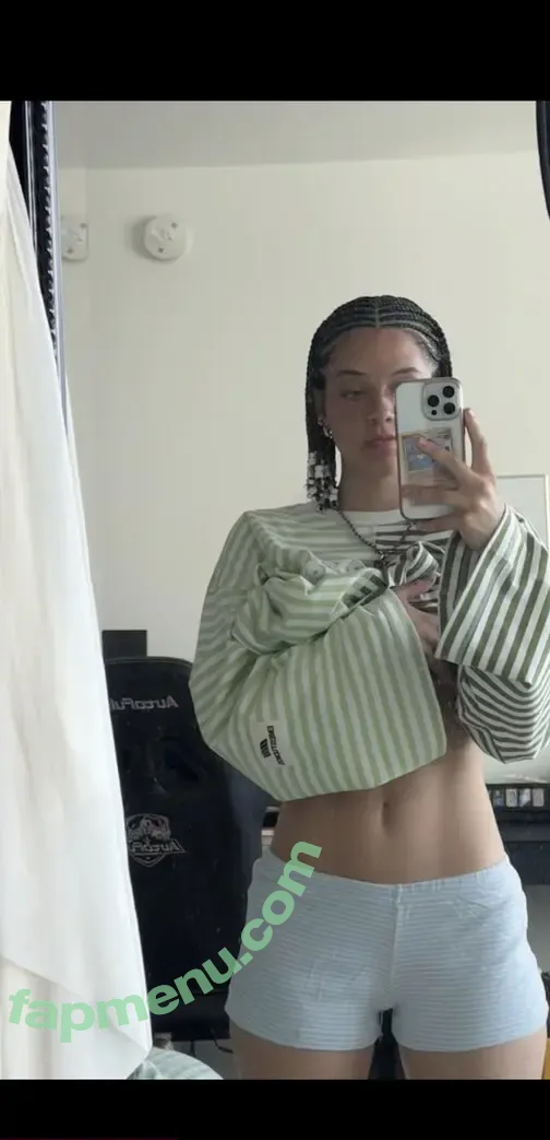 clara.west nude photo #0110 (clara_west)