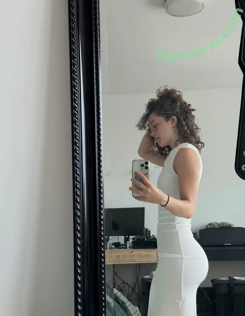 clara.west nude photo #0165 (clara_west)