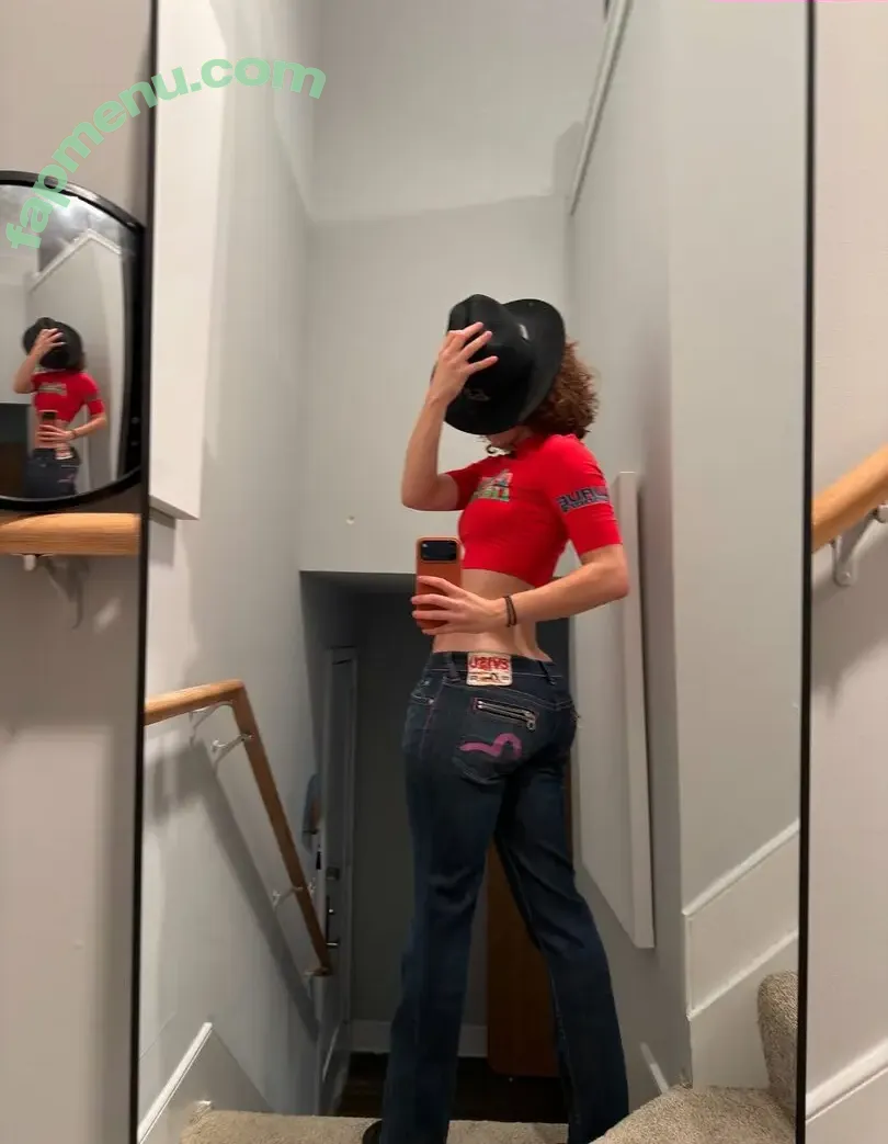 clara.west nude photo #0181 (clara_west)