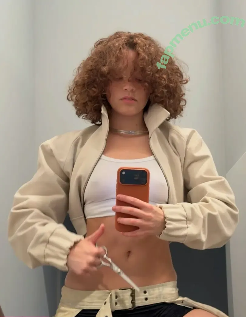 clara.west nude photo #0187 (clara_west)