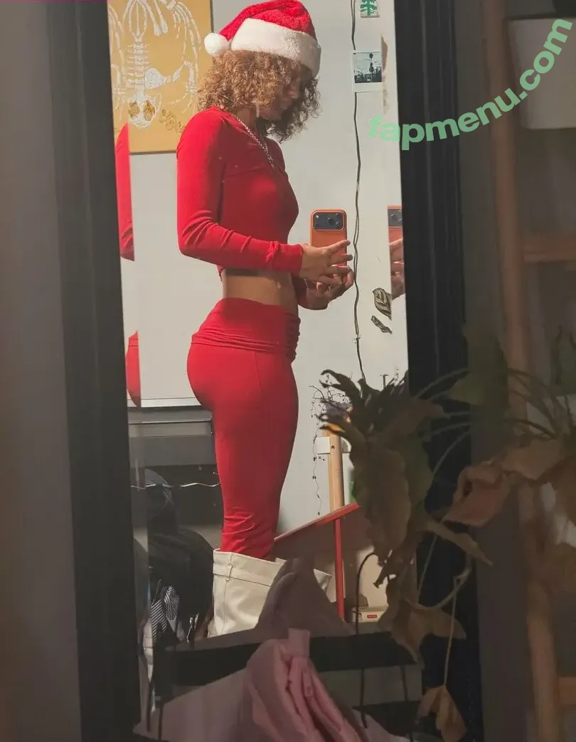 clara.west nude photo #0193 (clara_west)