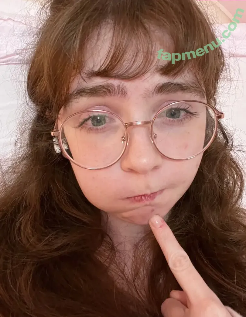 clarabelles nude photo #0029 (clarabellesss)