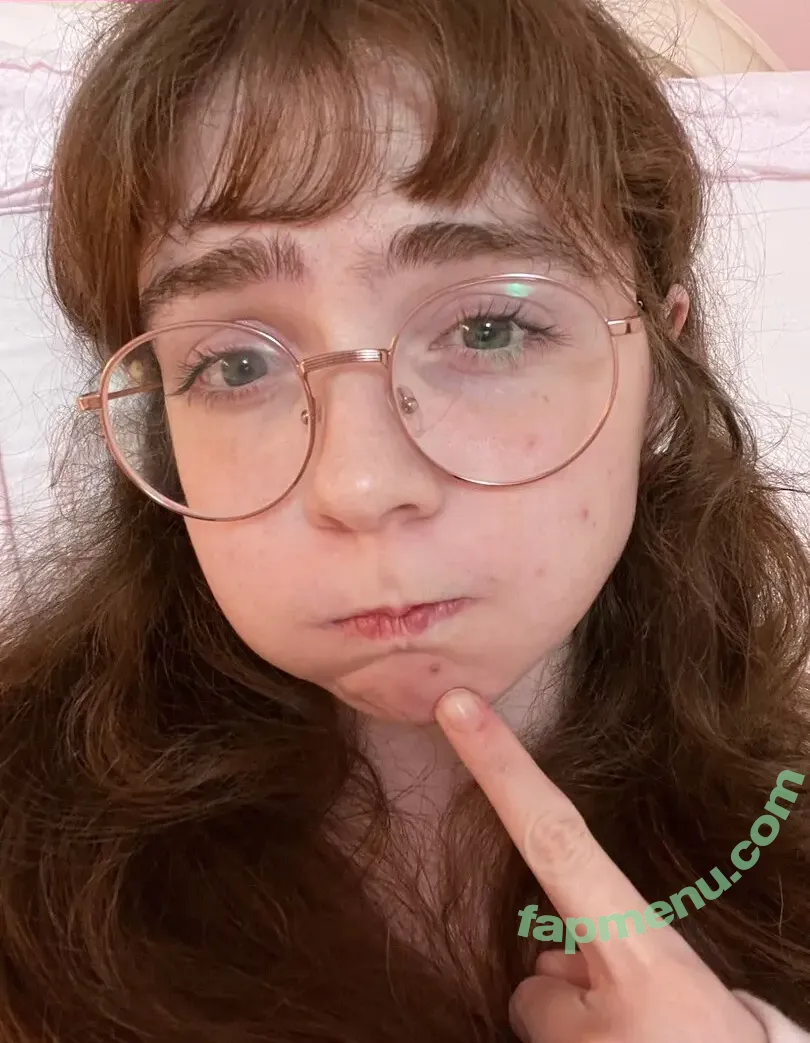 clarabelles nude photo #0030 (clarabellesss)