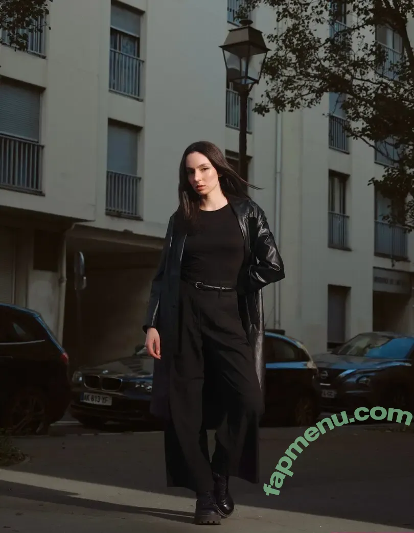 Clararunaway nude photo #0082 (Clararunaway)