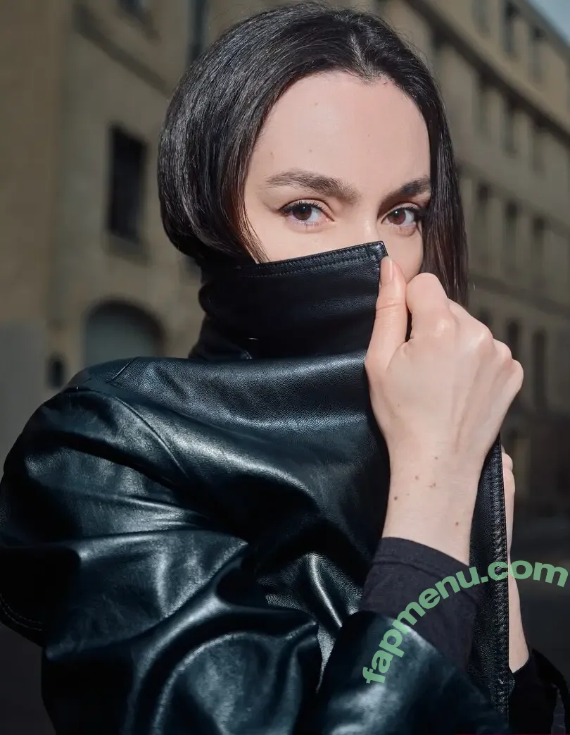 Clararunaway nude photo #0087 (Clararunaway)