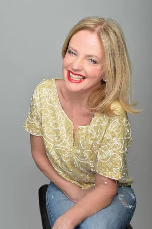 Clare Grogan / therealclaregrogan nude photo #0029