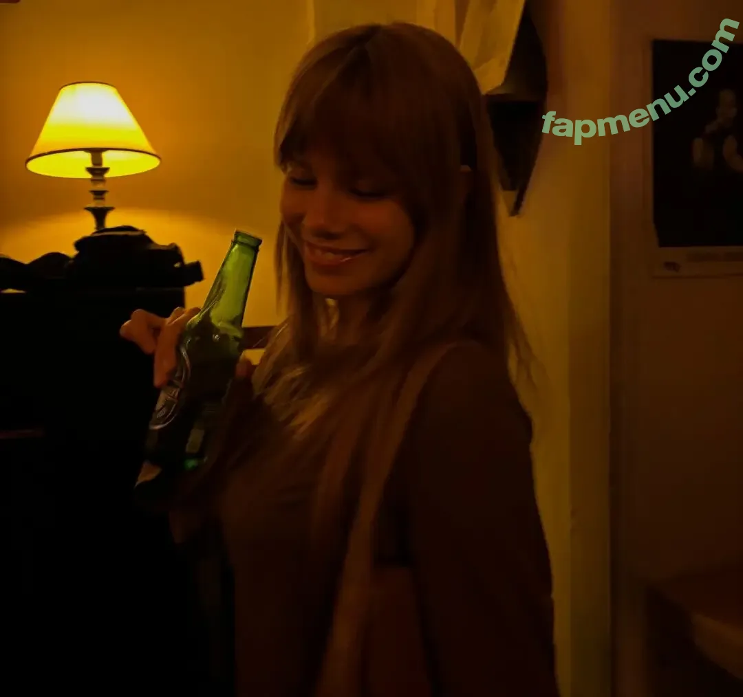 Clarissa Müller nude photo #0307 (clapivara)