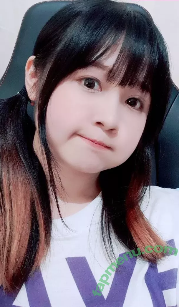 Clarissa Punipun nude photo #0004 (Clarissa Widjaya / clarissa25 / punipun7)