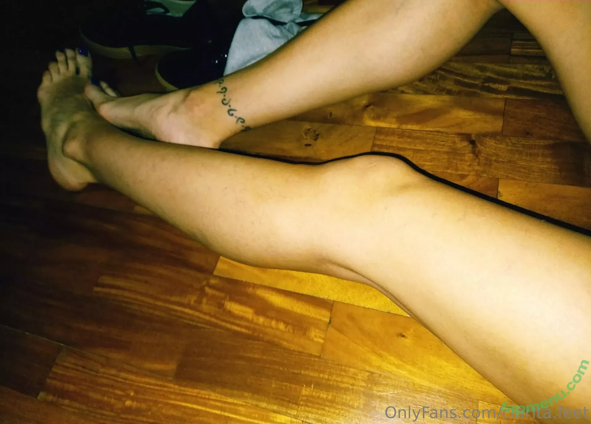 clarita.feet nude photo #0091 (visitsantaclarita)