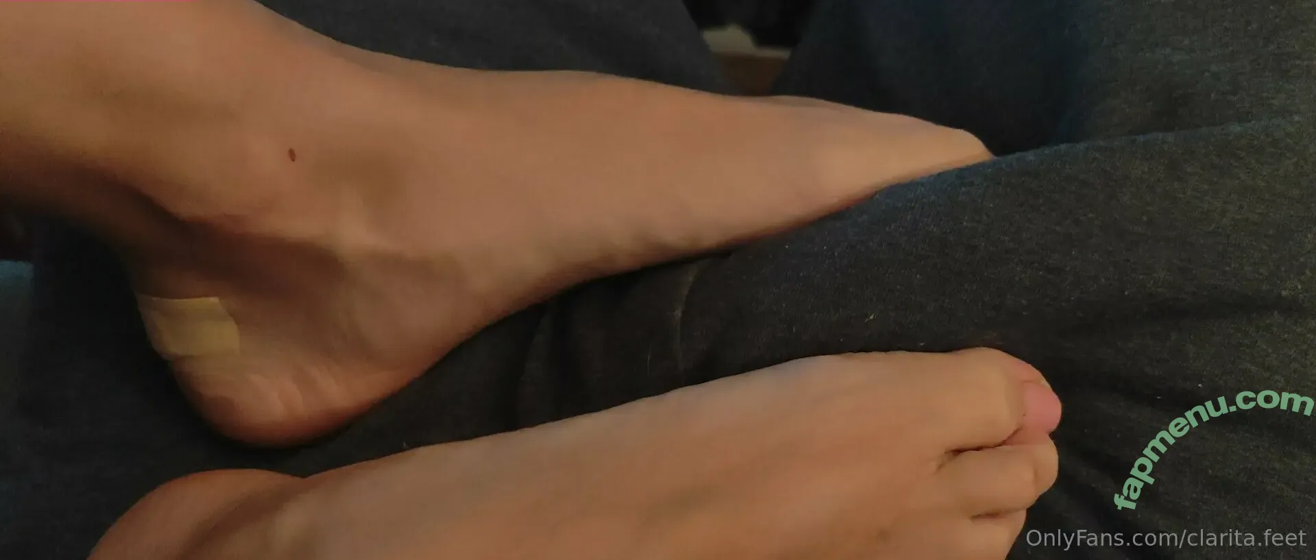 clarita.feet nude photo #0175 (visitsantaclarita)