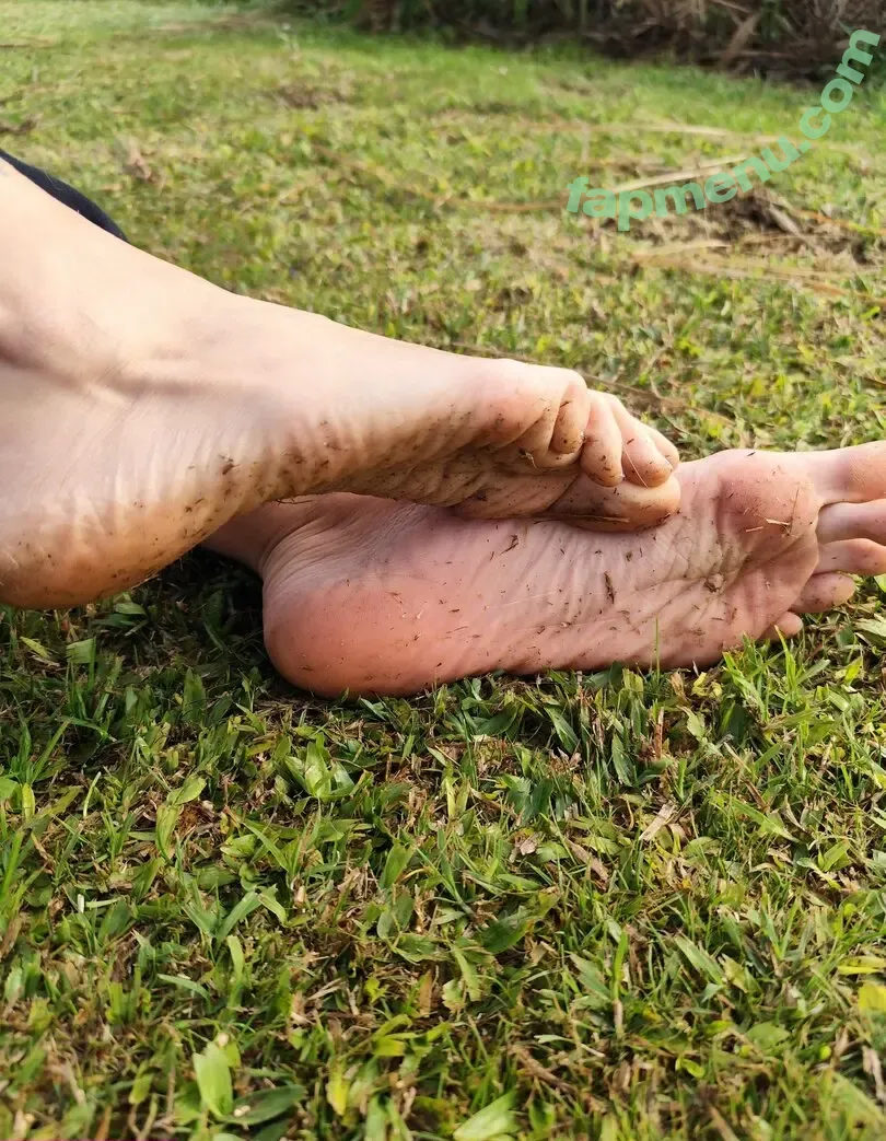 clarita.feet nude photo #0282 (visitsantaclarita)