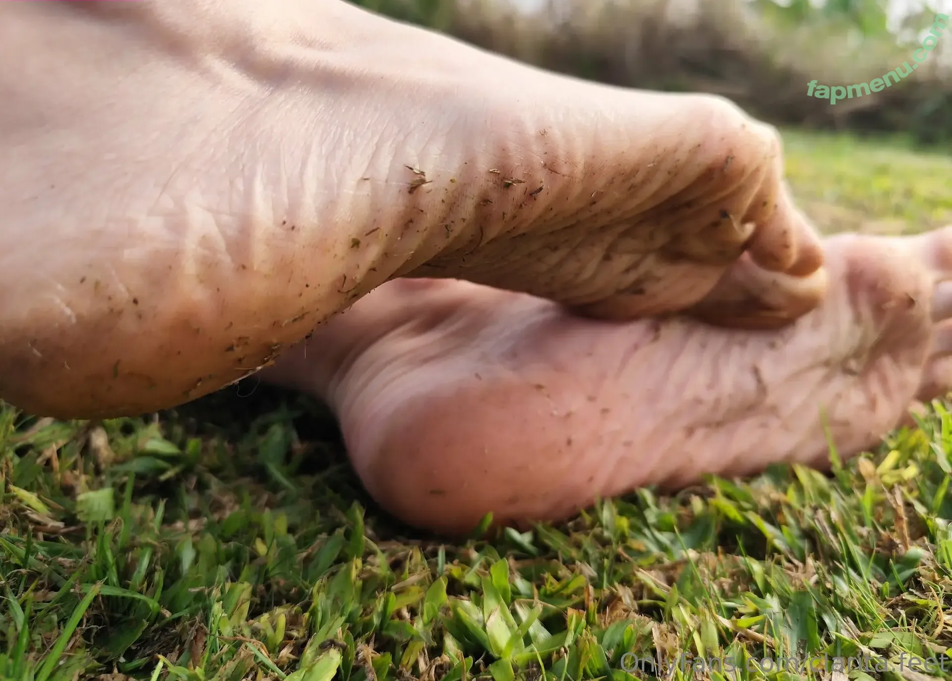 clarita.feet nude photo #0283 (visitsantaclarita)