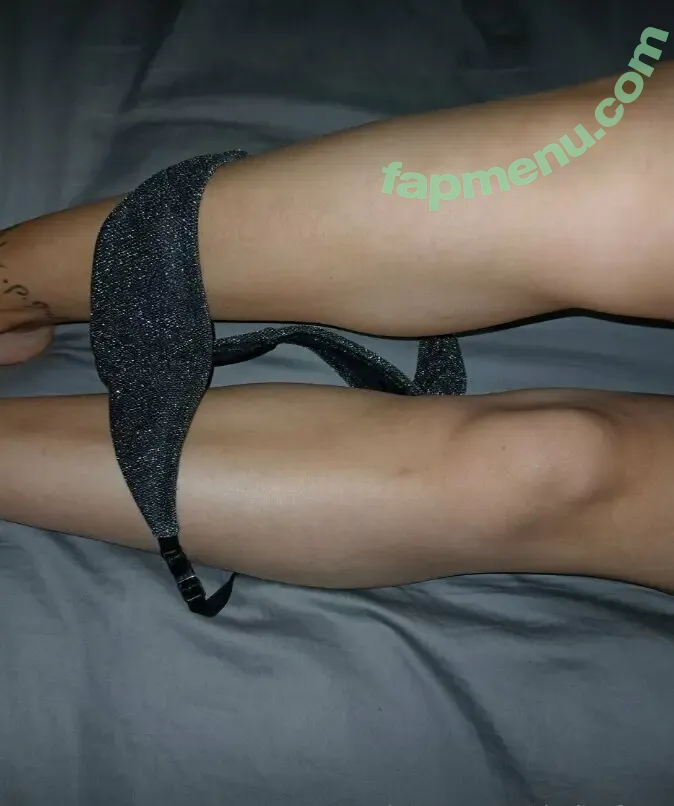 clarita.feet nude photo #0300 (visitsantaclarita)