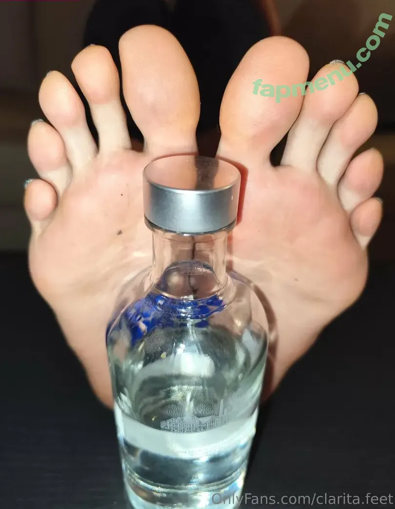clarita.feet nude photo #0306 (visitsantaclarita)