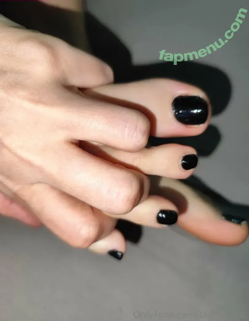 clarita.feet nude photo #0311 (visitsantaclarita)