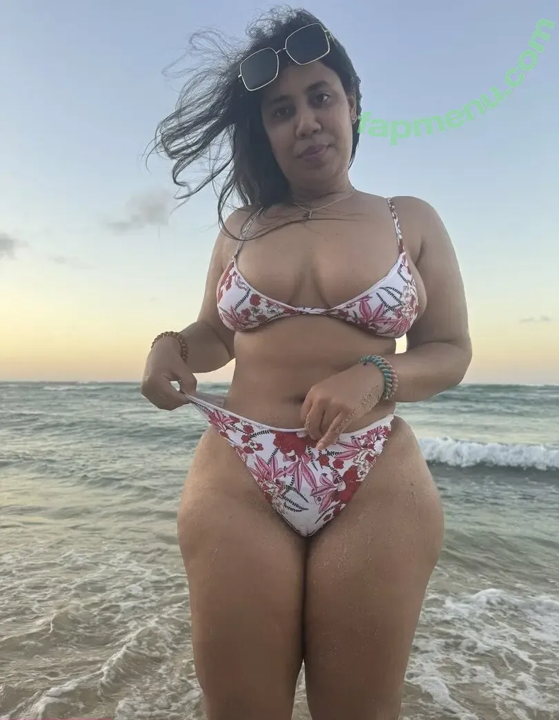 claritzamartinez nude photo #0001 (claritzamartinez)