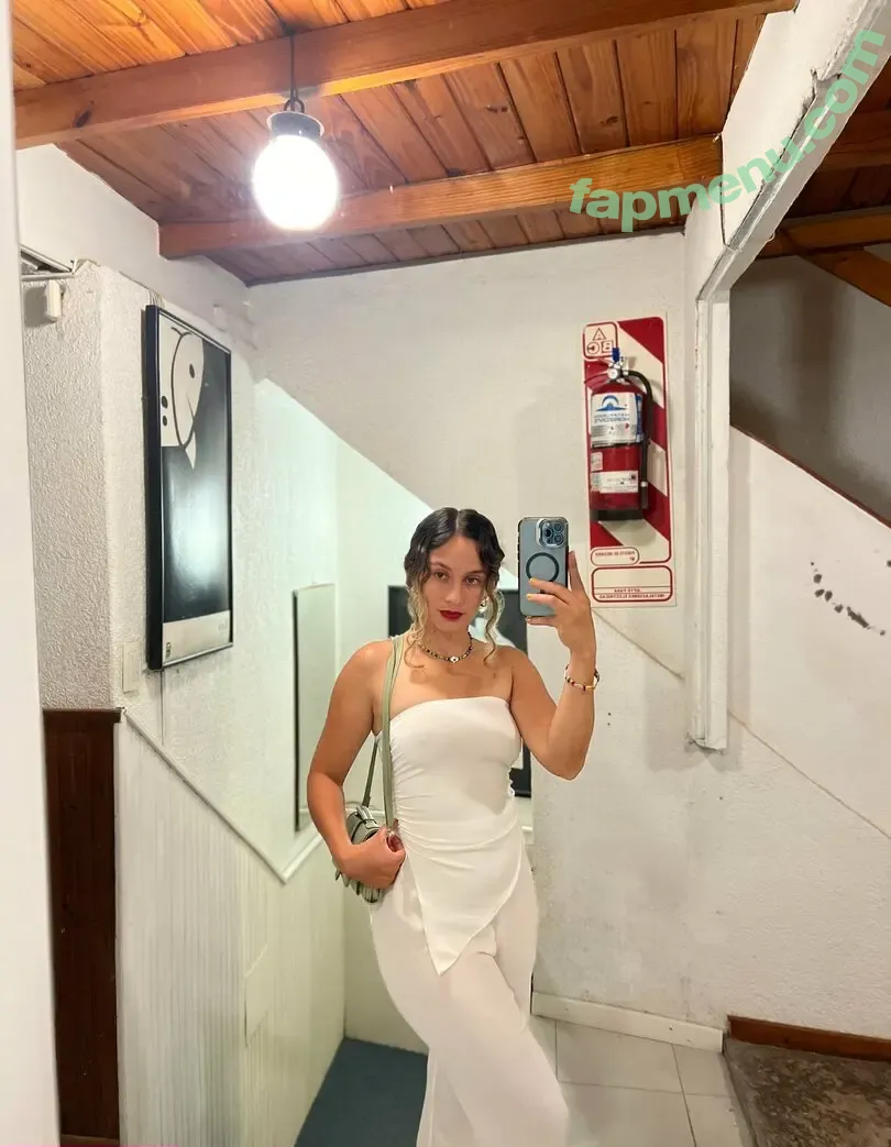 clarizzhotbaby nude photo #0002 (clarizzhotbaby)
