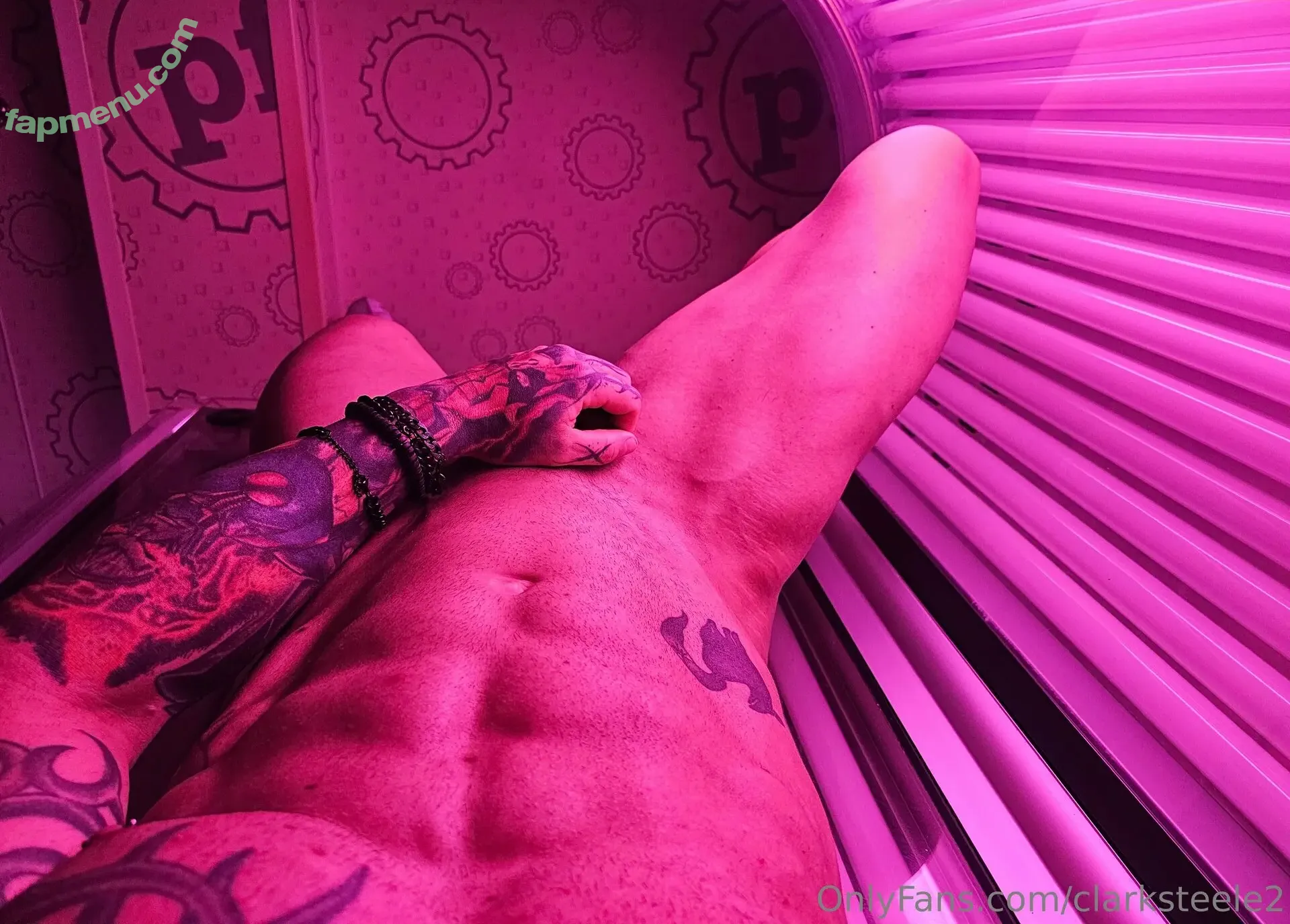 clarksteele2 nude photo #0014 (clarksteele2)