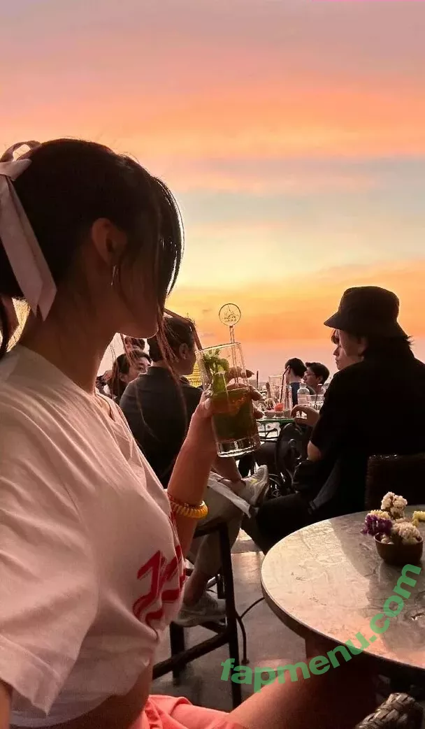 Classic_Christinee nude photo #0073 (classic__christine / meanychristiney)