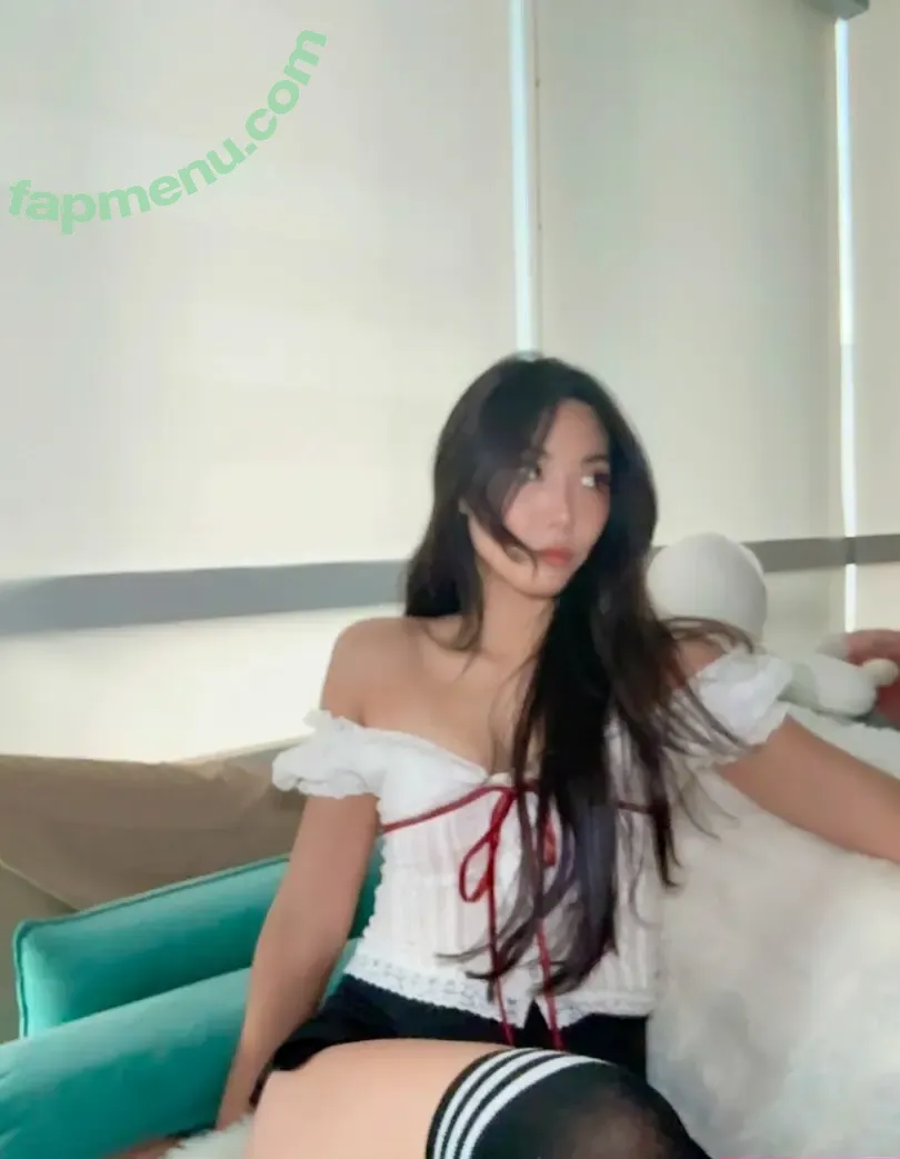 Classic_Christinee nude photo #0276 (classic__christine / meanychristiney)