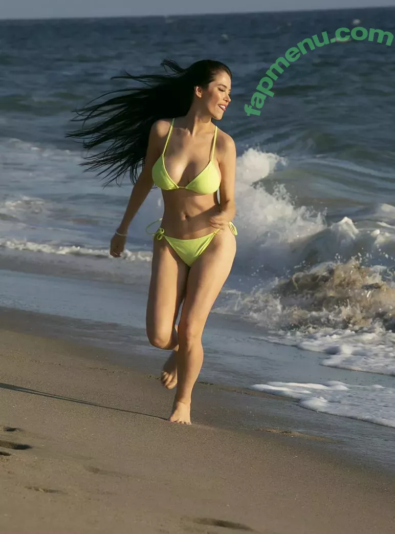 Claudia Alende nude photo #0022 (claudiaalende)