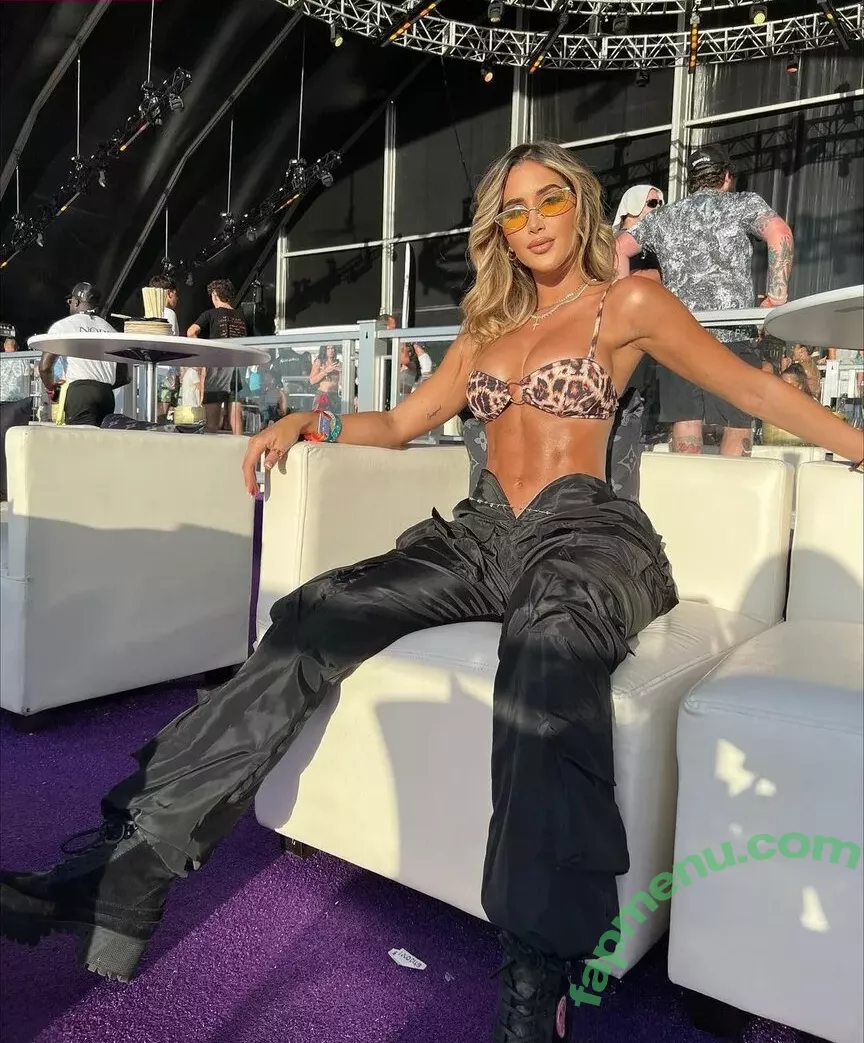 Claudia Sampedro nude photo #0150 (claudiasampedro)