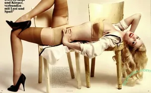 Claudia Schiffer / claudiaschiffer nude photo #0336