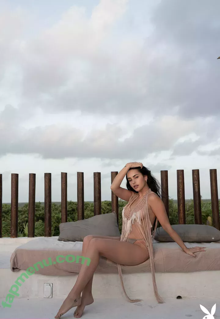 Claudia Tihan nude photo #0095 (claudiatihan)