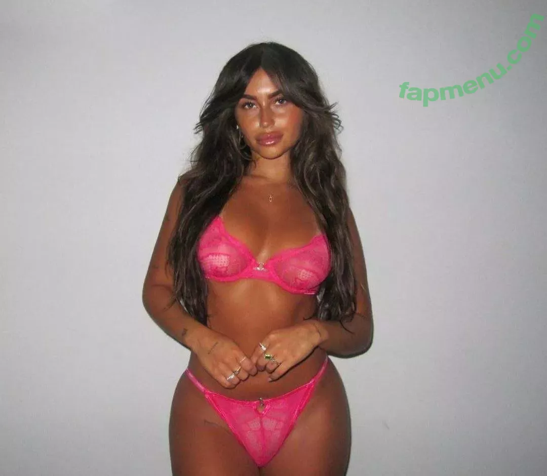 Claudia Tihan nude photo #0377 (claudiatihan)