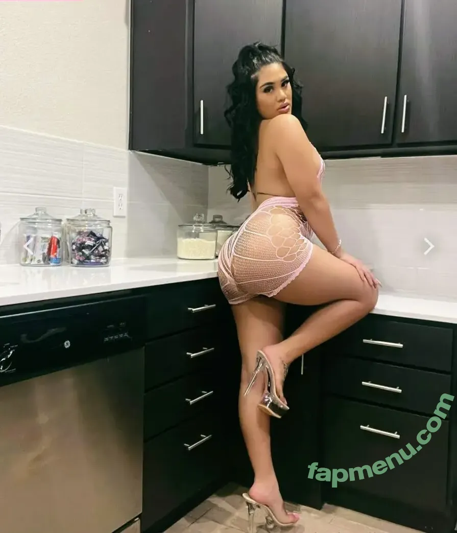 Claudia Vanessa nude photo #0002 (claudiavsandovalm / simplyclaudivanessa / simplydallas)