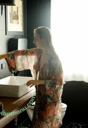 Claudia Veneza / Zishy / zishylives nude photo #0091