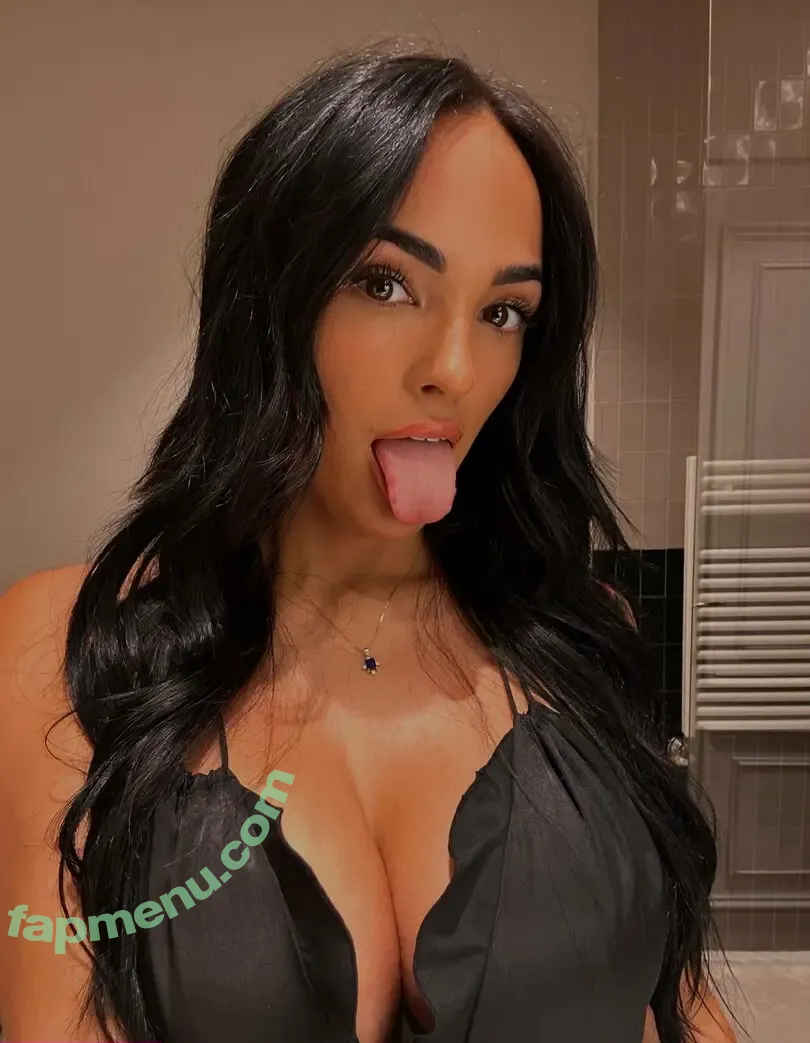 claudiabavel nude photo #0304 (claudiabavelx)