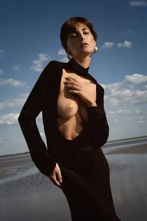 Clemence Navarro Bastin / clem.nb nude photo #0194