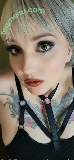  nude photo #0002