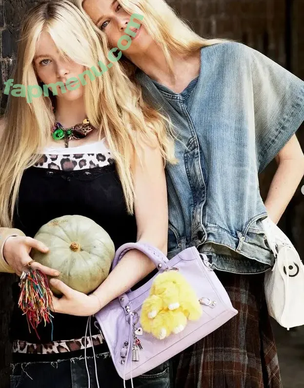 Clementine Vaughn nude photo #0039 (Clementine Schiffer / clementinevaughn)