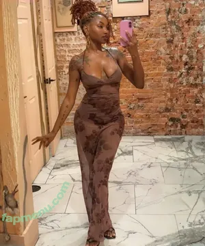 Cleocrt nude photo #0047