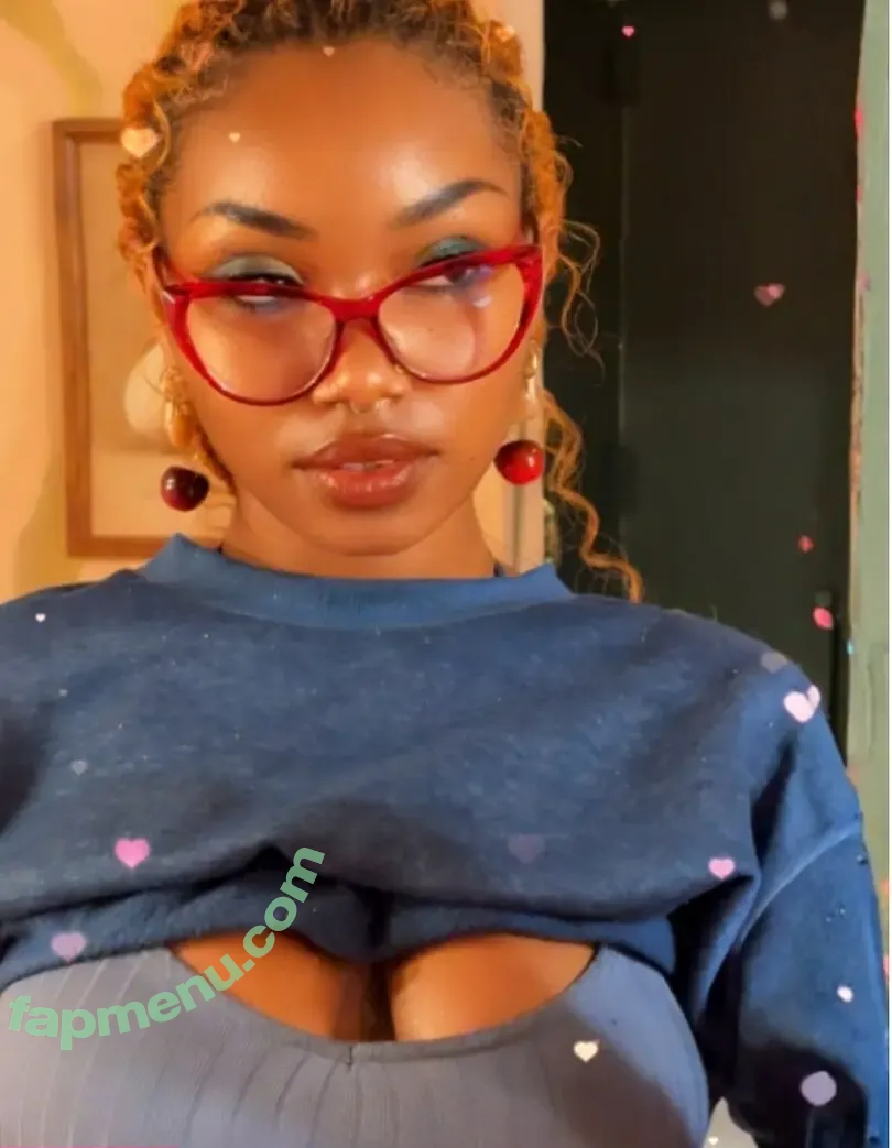 Cleocrt nude photo #0033 (Cleocrt)