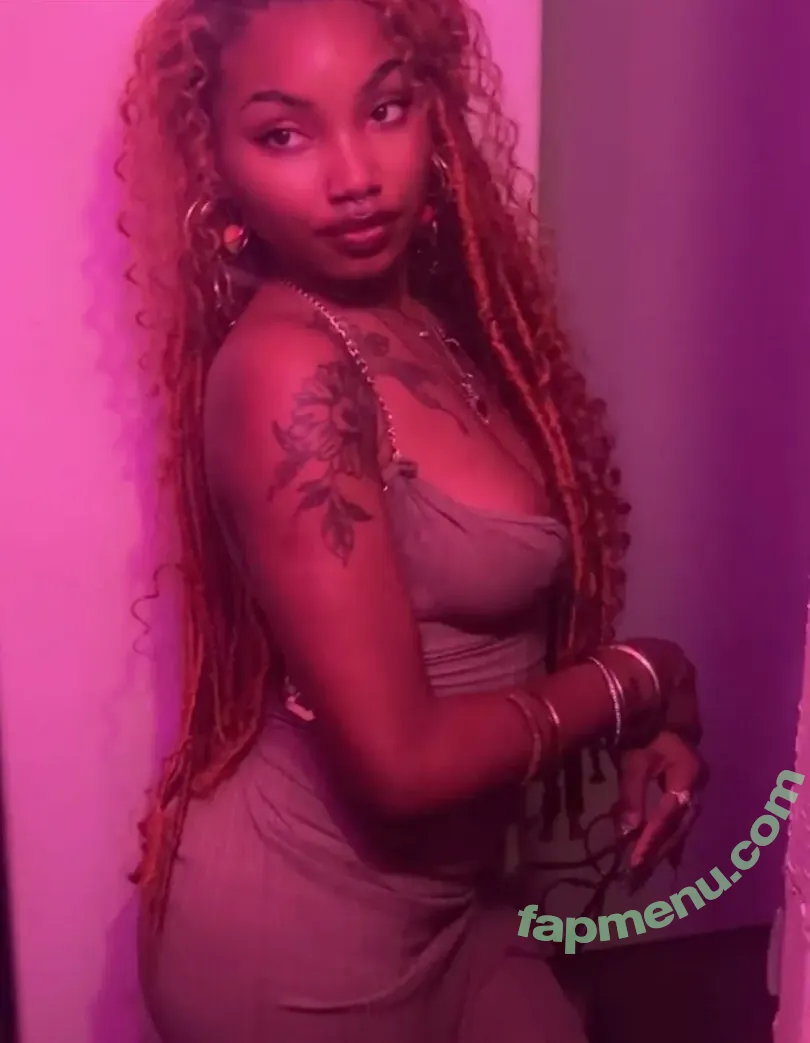 Cleocrt nude photo #0070 (Cleocrt)