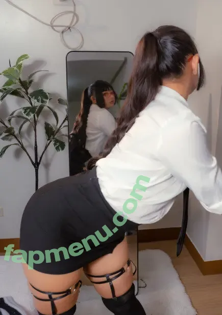 Cleomargarette nude photo #0029 (Cleo.Margarette / peachyalien_)