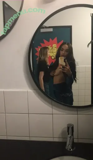 Cleopatra Coleman / CleopatraColeman nude photo #0011