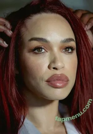 Cleopatra Coleman / CleopatraColeman nude photo #0051