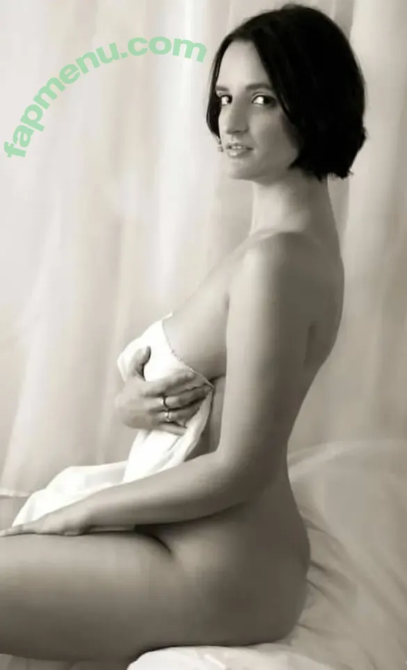 Cleothiaberlinmodel nude photo #0016 (Cleothia1 / cleothiaberlinmodel_2)